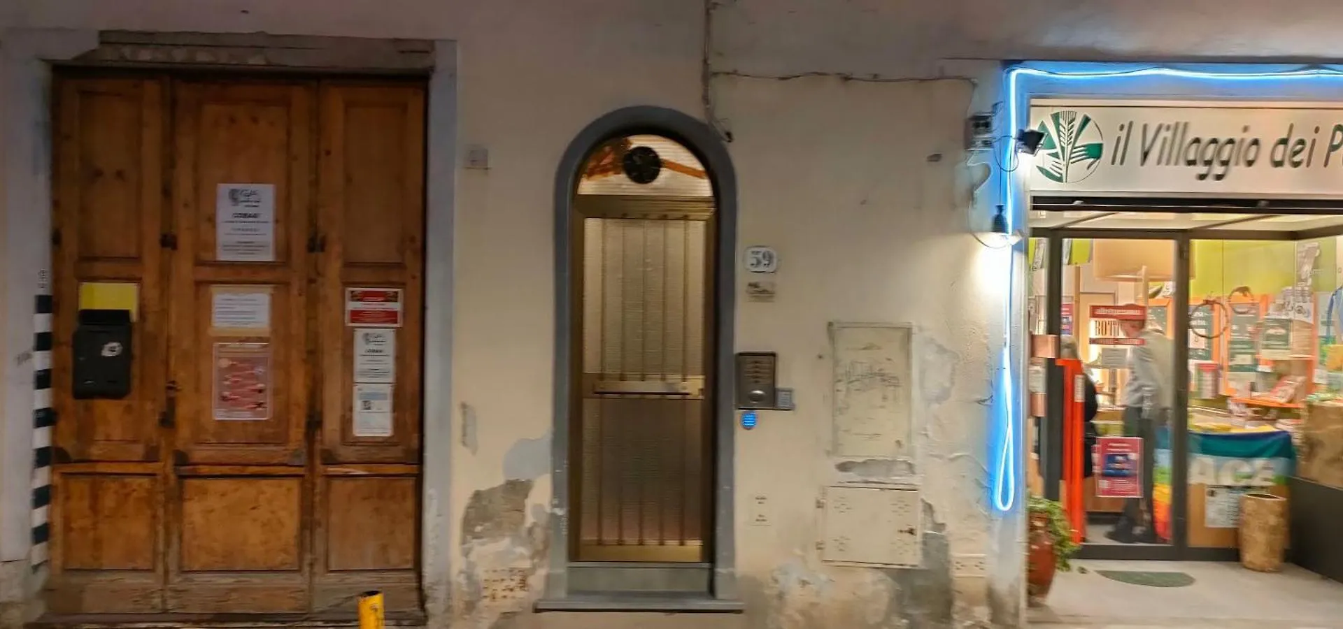 La Casa Del Murales Per 6 Persone Vicino Al Mercato Florence Apartment