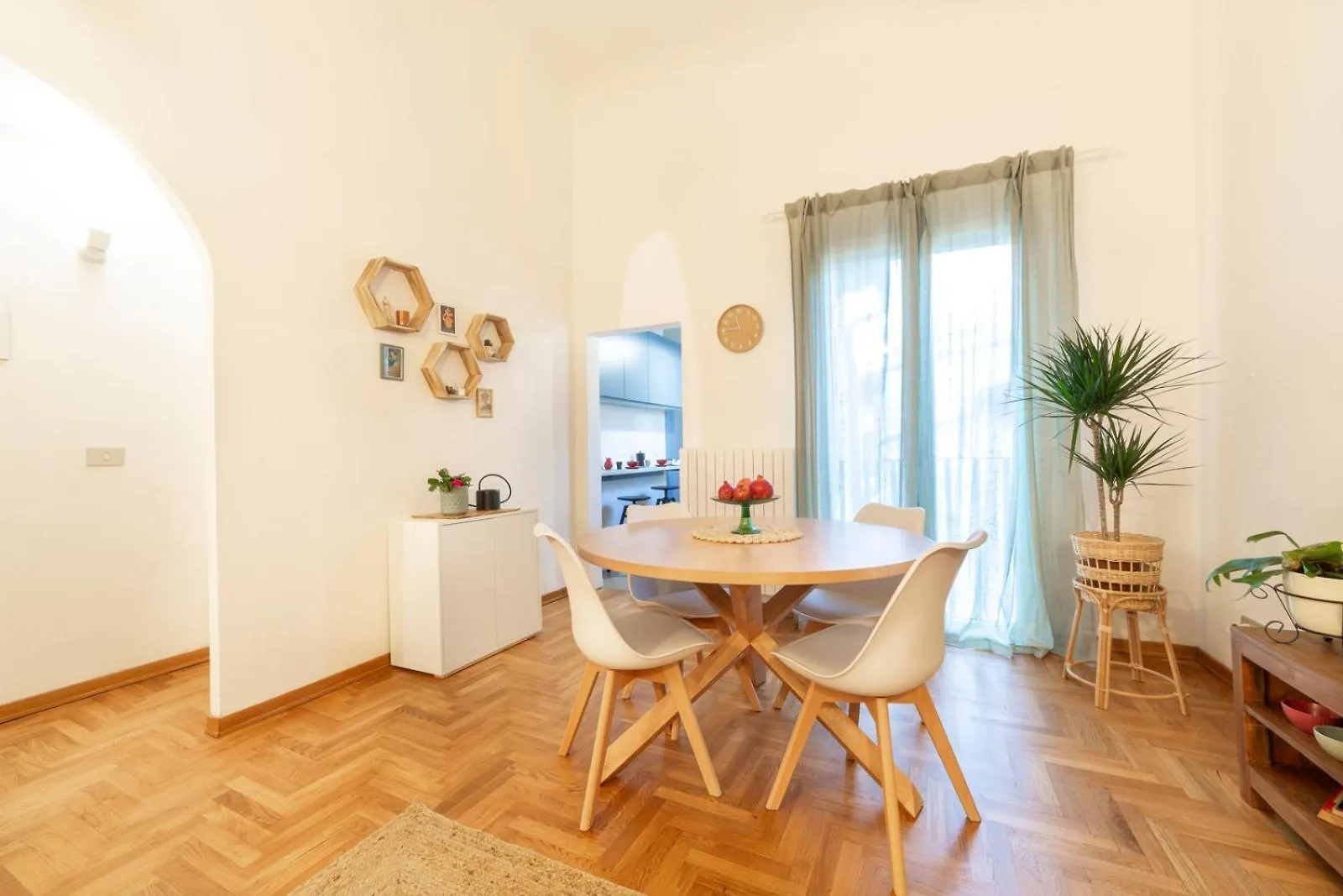 La Casa Del Murales Per 6 Persone Vicino Al Mercato Florence Apartment